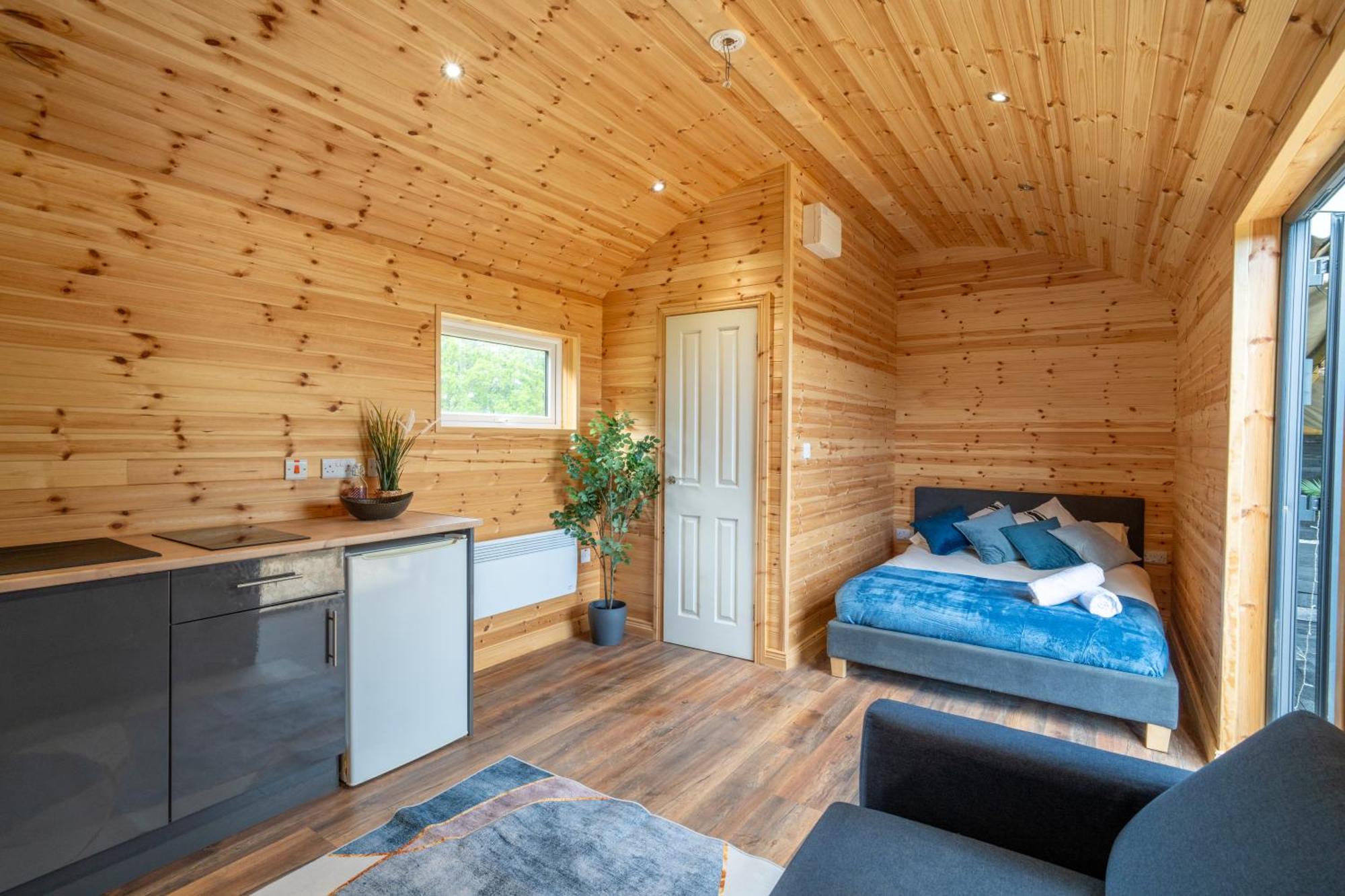 The Lodge At The Outside Inn Mountfield Extérieur photo